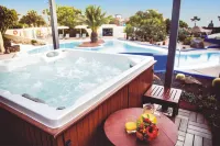 Hotel LIVVO Risco del Gato Suites - Spa