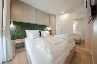 普利特維采活動房露營酒店 - 泳池