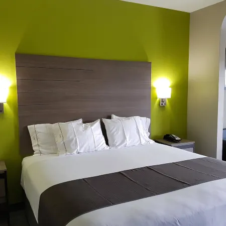 Empire Inn Cypress