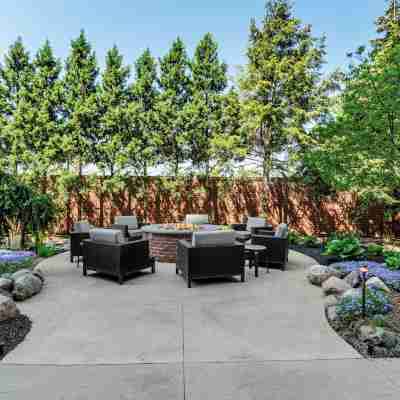 Courtyard Columbus Easton Hotel Exterior