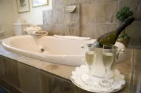 The Belvedere Inn & Restaurant Hotels in Ganges Township