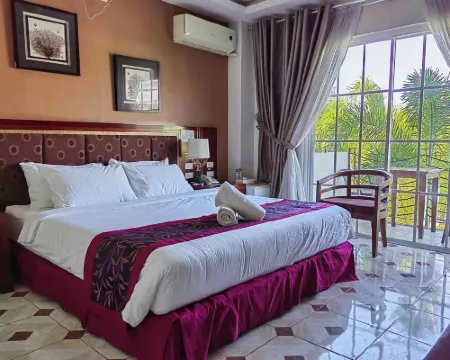 Marand Family Resort Hotéis em Bauang