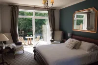The Dundas Arms Hotels in 