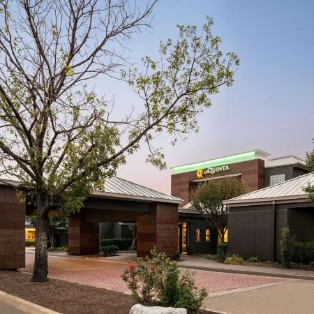 La Quinta Inn & Suites by Wyndham Round Rock North