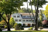 The Mayflower Inn & Spa, Auberge Resorts Collection Hotel a New Milford