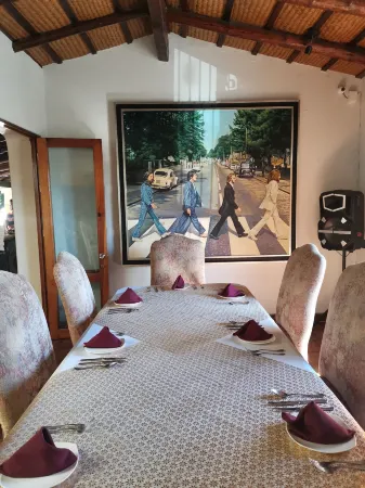 Hacienda del Lago Boutique Hotel Отели в г. Ахихик