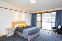 The Redwood Hotel Hotels in Kaiapoi
