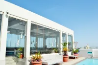 Four Points by Sheraton Doha - 屋上プール