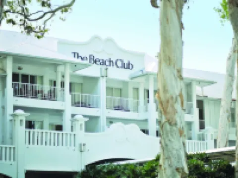 Peppers Beach Club & Spa Palm Cove Hotels near Harry Doyle Pickles winter off leash dog beach