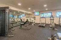 Ashland Hills Hotel & Suites - gimnasio