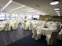 惠普公園飯店 諾威·米亞斯托附近的飯店
