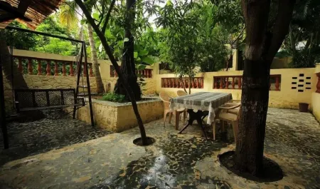 Tourist Resort Отели рядом с достопримечательностью «Горай Бич»