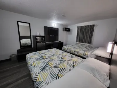 Motel 6 Omaha, NE