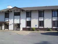 Budget Inn & Suites Hotels in Saylor