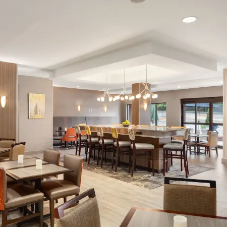 Hampton Inn & Suites Denver-Cherry Creek