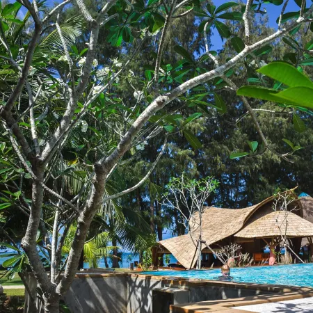 Long Beach Chalet