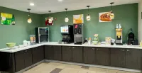 Super 8 by Wyndham Sulphur Lake Charles - breakfast