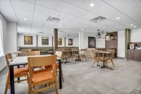 Fairfield Inn & Suites Fort Worth/Fossil Creek - petit déjeuner