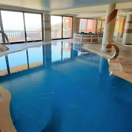 Divine Holiday Home in Giosa Marea with Sauna & Hot Tub