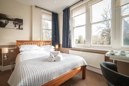 100 Banbury Road Oxford - Formerly Parklands Отели рядом с достопримечательностью «Коллекция музыкальных инструментов Бэйта»