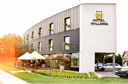 Hotel Willowa Отели в г. Ясткув