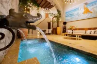 Luxury 5Br House W Jacuzzi & Pool -  Ferienhäuser