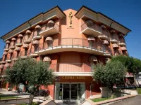 โรงแรมเบสท์เวสเทิร์น เชเซนา โรงแรมในเชเซนา