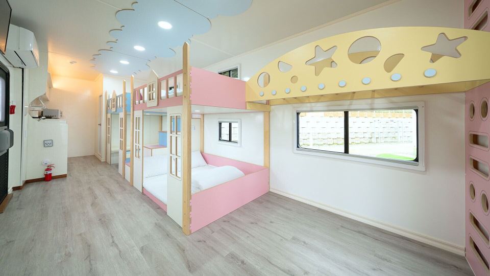 Hwaseong Refresh Glamping & Caravan