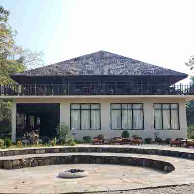 班巴斯度假村,奇特旺 Hotel Exterior