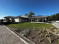 Makgadikgadi Lodge Hoteles cerca de Kubu Island