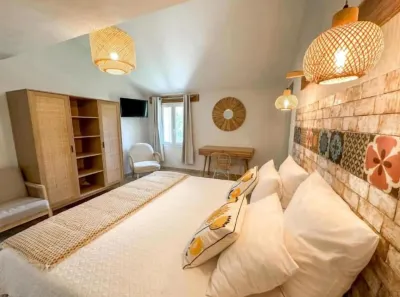 Mas Leblanc des Alpilles Chambres d'hôtes Appartement 1 Chambre Voir Loft Mas Leblanc des Alpilles Các khách sạn ở Fontvieille