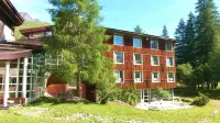 La Bessannaise Hotels in Val-d'Isere