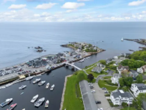 Seaside Serenity 2 Oceanfront Cottage with private beach Perkins Cove Ogunquit