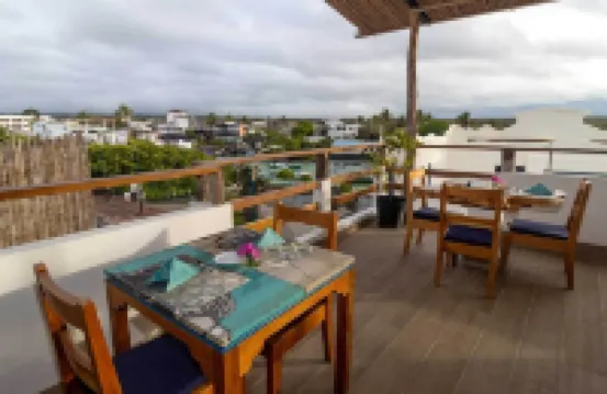 Plaza Luna Suites