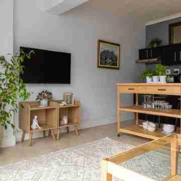 Cozy Corner Apartment Others