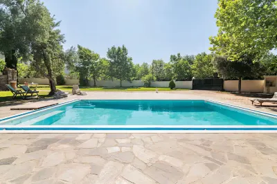 Estate Villa OINOI with Pool Hoteles en 