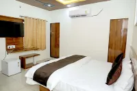 Radhe Krishna Hotel and Restaurant Hotels near Dadhimati Mata Temple
