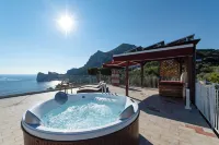 MAIN Roof Terrace Apartment Hotel di Nerano