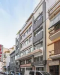Limehome Piraeus Olive