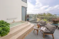 Poseido Hotel Quang Binh - Romantic