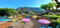 Hôtel les Hauts de Mourèze Hotels in Faugeres