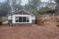 Room 1 of 8 Cozy Suites the Hilltop Guesthouse Hotel a Harare