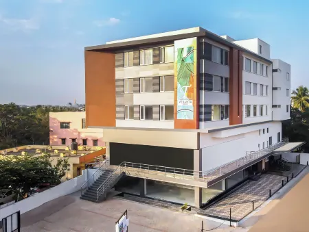 TreeHouse Vedanta Pride Отели в г. Дхарвад