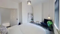 Salford-House-Sleeps6-Parking-Garden-Wifi Các khách sạn ở 
