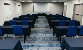 Holiday Inn Express & Suites Urbandale des Moines