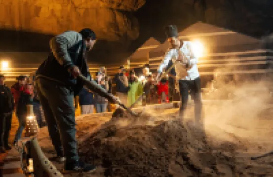 Aladdin Camp Hotels in Quairah District