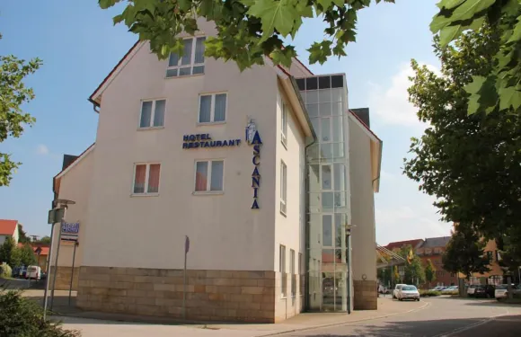 阿斯卡尼亞酒店