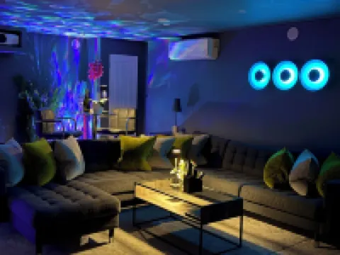Luxury Holiday Lodge with Private Hot Tub, Fishing & Giant Cinema & Games Room.