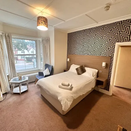 Pine Lodge Hotel & Restaurant Mansfield