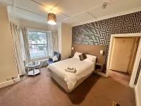 Pine Lodge Hotel & Restaurant Mansfield Hotels in Форест Таун